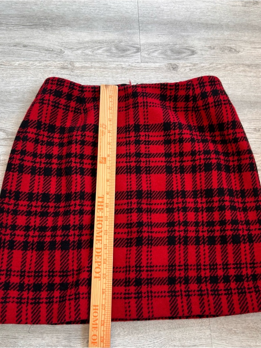 VtG Eddie Bauer Wool Tartan Plaid Skirt Women 10 Red Cottage Grunge Goth Classic - Picture 5 of 7